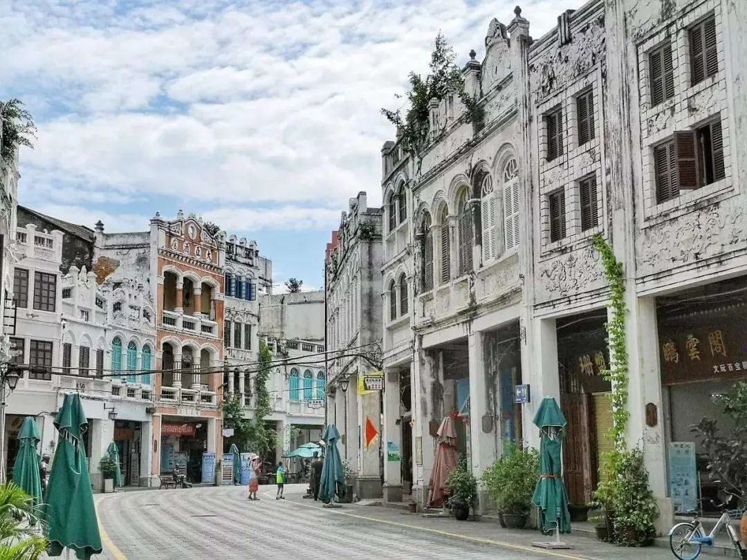 复古南洋风，这浓郁的电影氛围感真的很上头