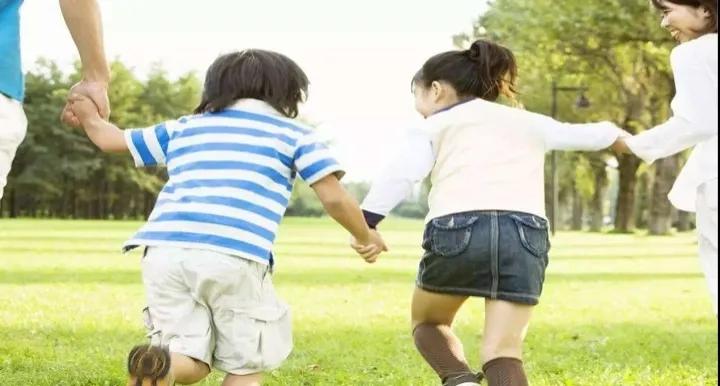 俗语“丧家三年不沾红，育儿五年莫养宠”，老祖宗的讲究有道理吗