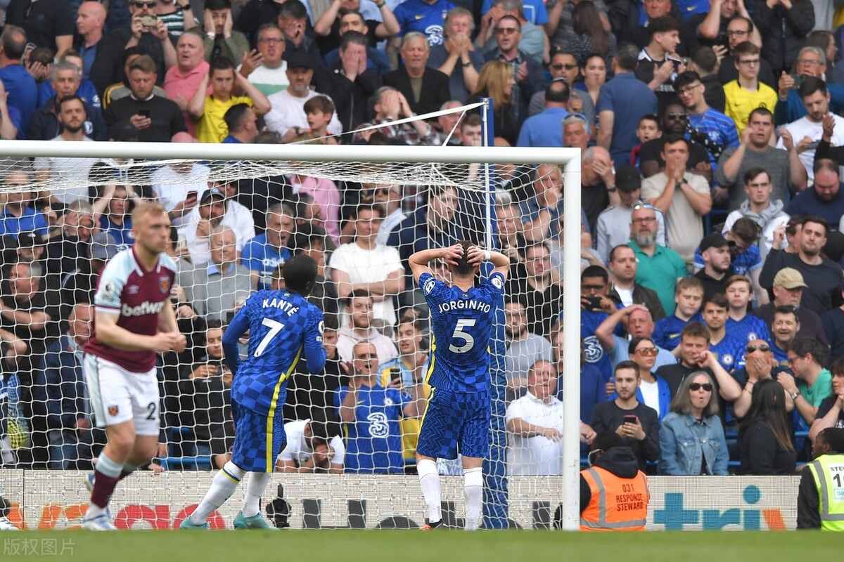 两个点球踢不进,实况足球踢点球