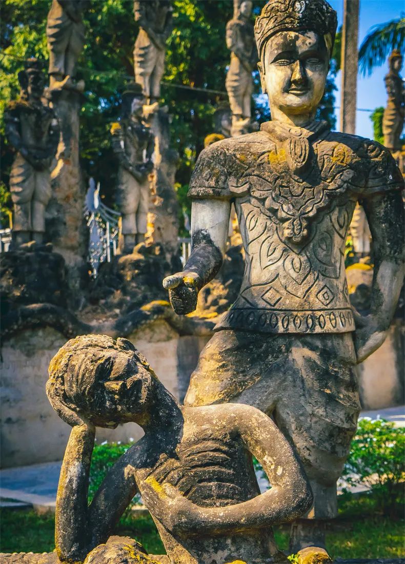 坐火车去老挝旅游靠谱吗,坐上动车去老挝