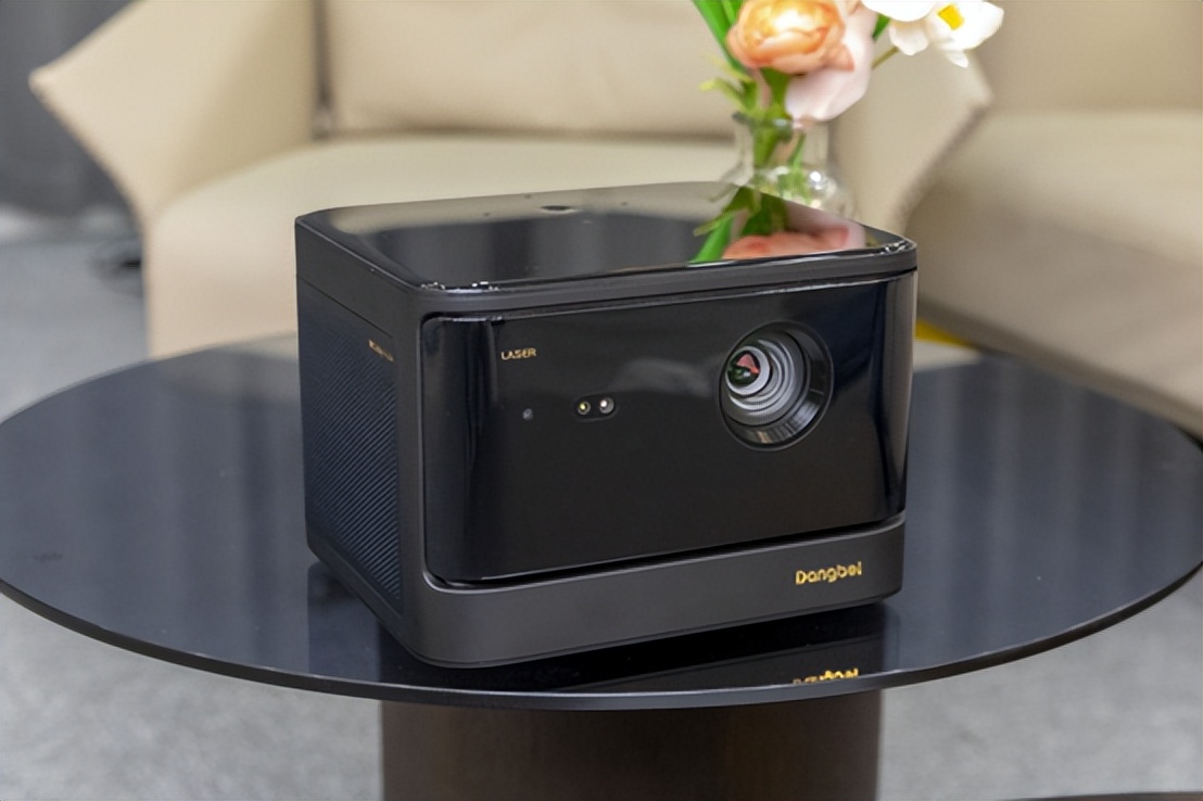 alpd激光和4k激光,三色激光和alpd激光对比视频