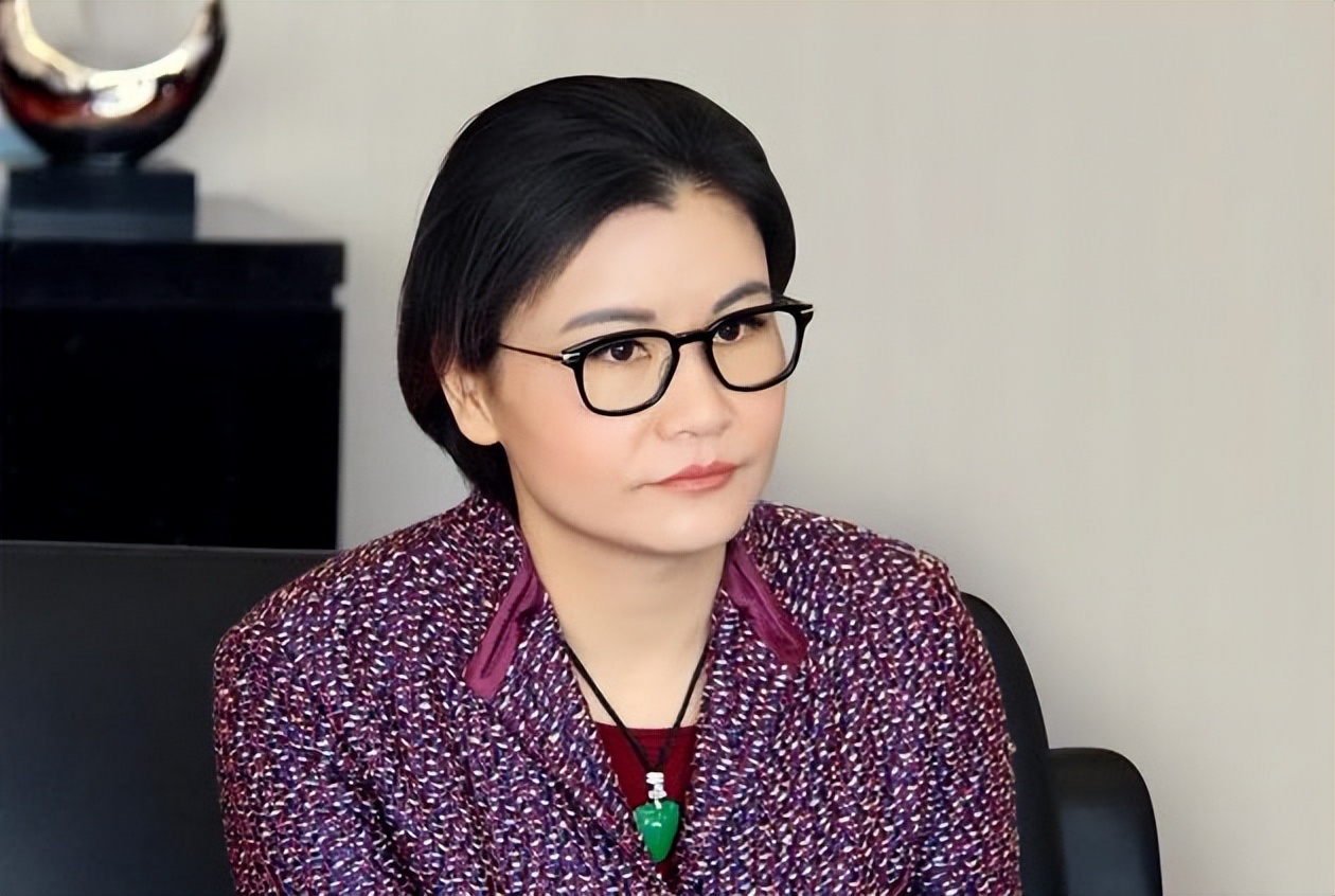 中国最有钱的六大富婆排行榜,曾经的中国第一富婆白手起家