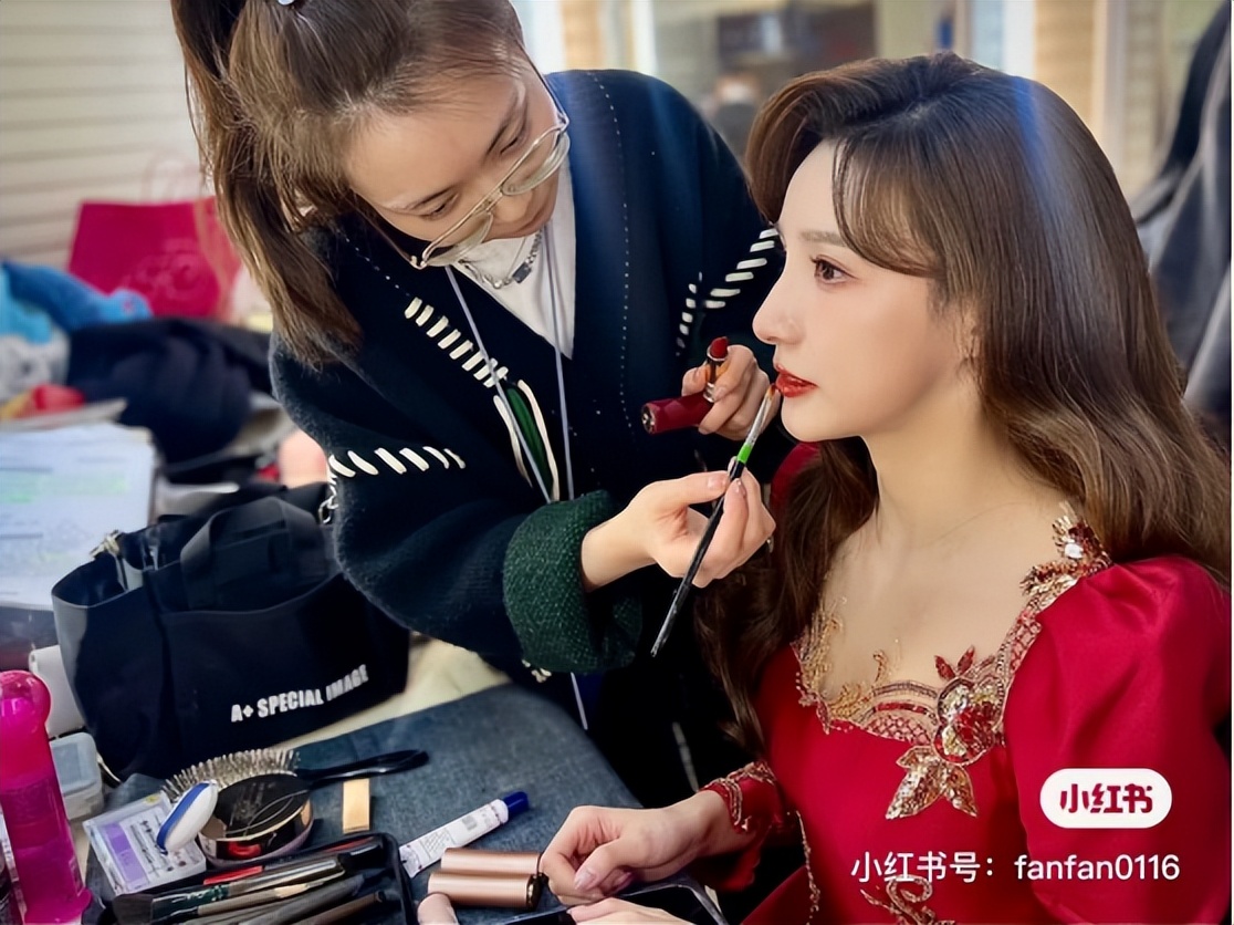 高端养肤蜜粉,蜜粉流行美