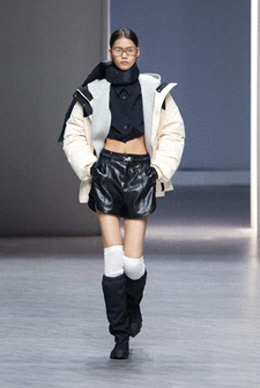 太平鸟绒入新境冬季大秀,太平鸟德绒保暖内衣儿童