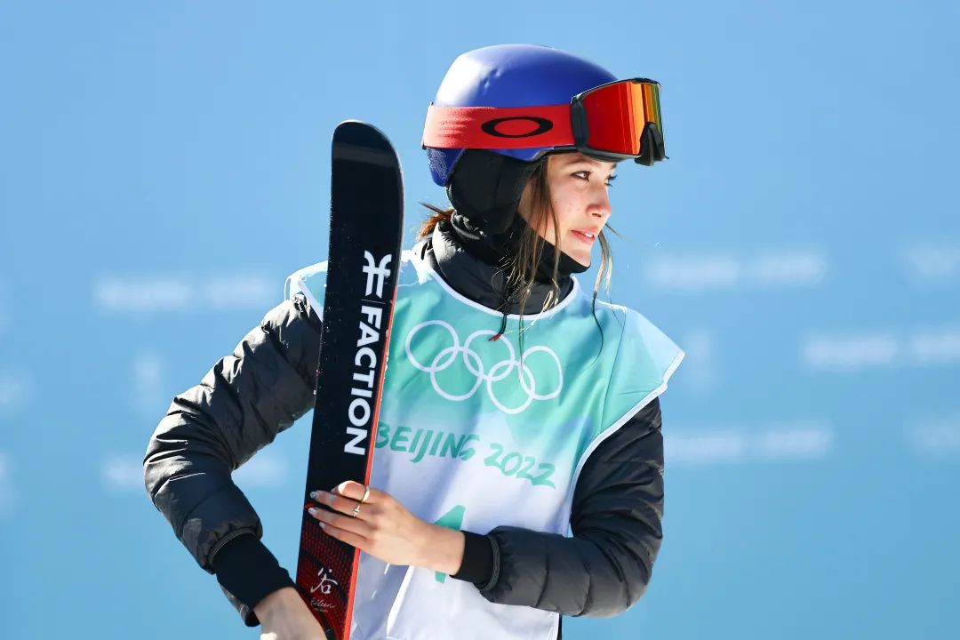 杨倩恭喜谷爱凌,博尔特恭喜谷爱凌