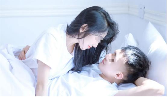 撞死你没商量宁波女司机撞死男子，撞了五次后淡定下车离开