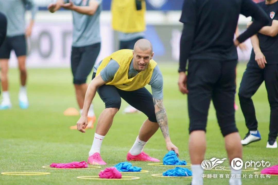 青岛海牛前瞻,青岛海牛vs青岛西海岸赛前发布会