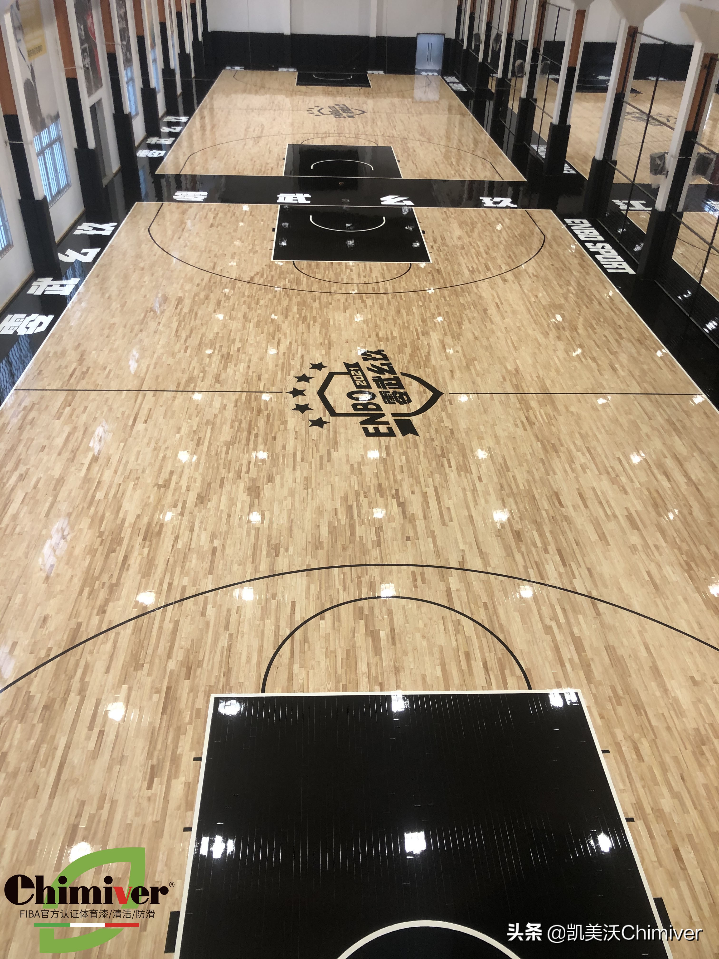 篮球馆地板彩漆效果图,篮球馆木地板的油漆