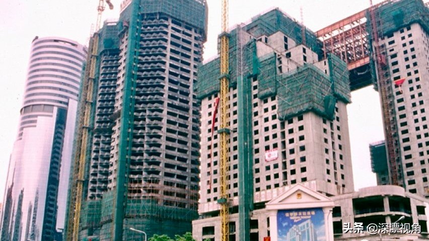 卖手机一年赚一千万,在深圳卖手机一年能挣多少钱