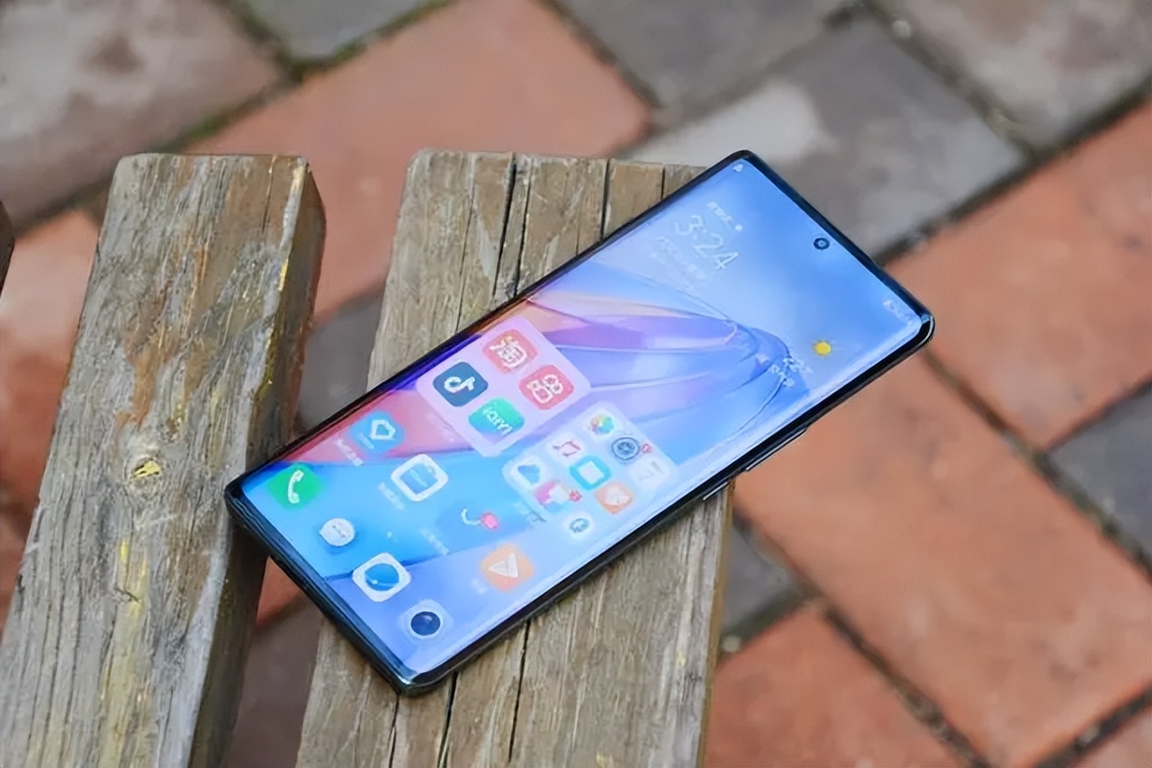 推荐几款性能强劲性价比高的手机,不到2000元目前这4款手机最值得买