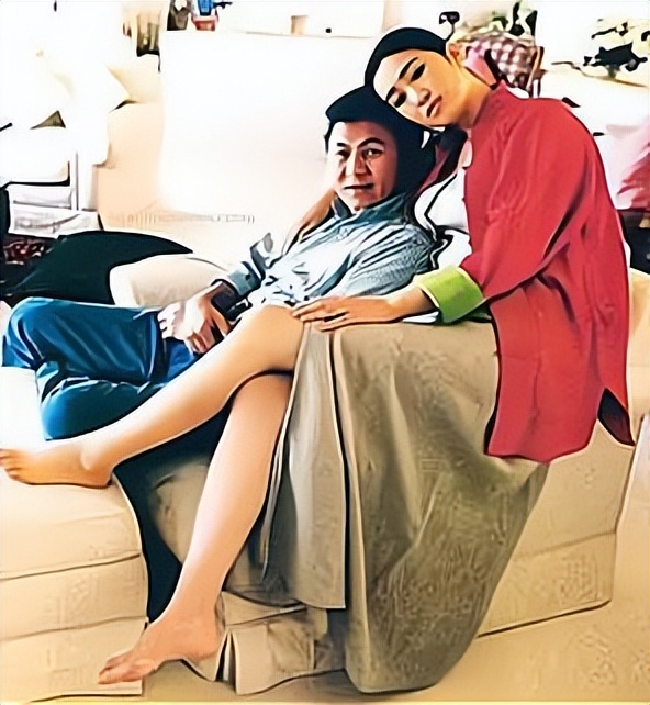 巩俐巅峰时期照片,巩俐40岁时颜值巅峰