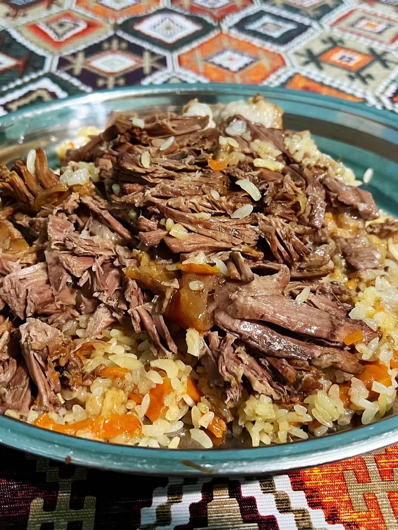 伊犁新丝路美食,伊宁市新开美食