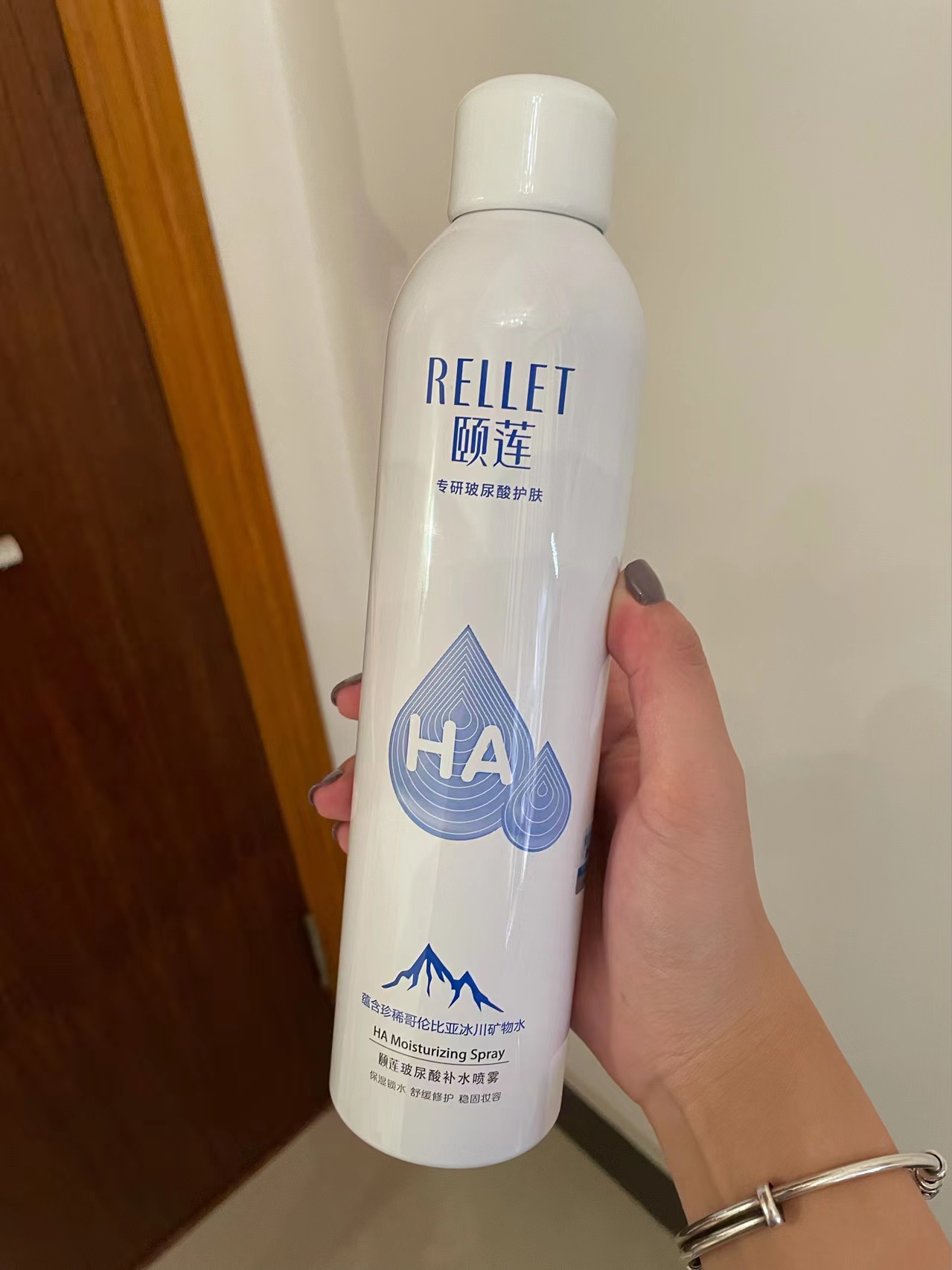 补水喷雾敏感肌肤推荐雅漾,雅漾补水喷雾明星推荐