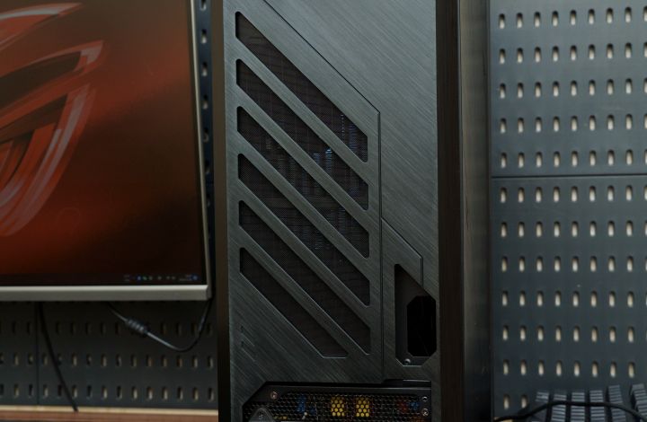 rogz11主机,rogz11可以配什么主板