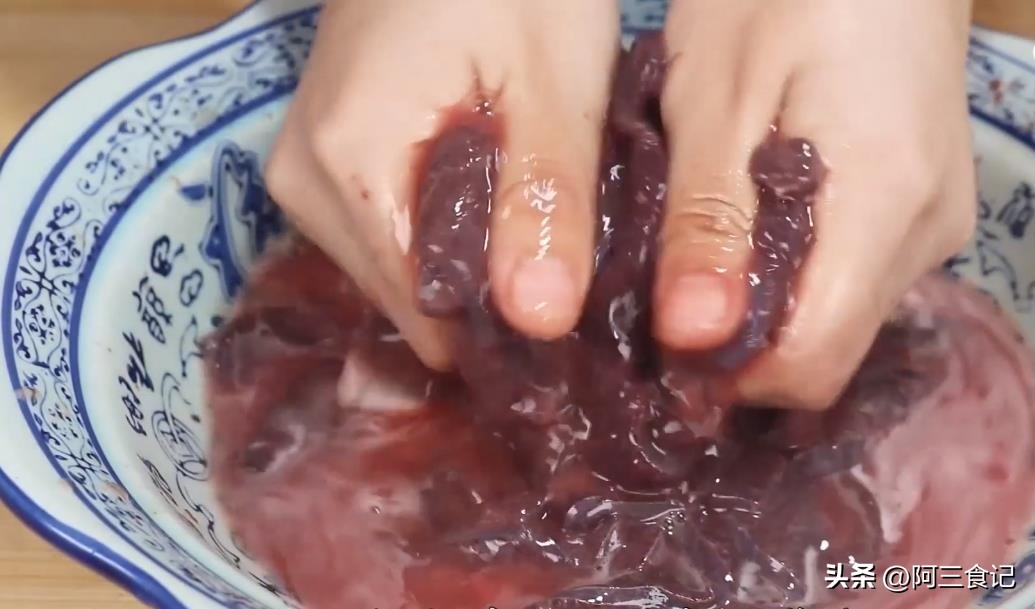 炒猪肝的正确方法,清炒猪肝的正确方法