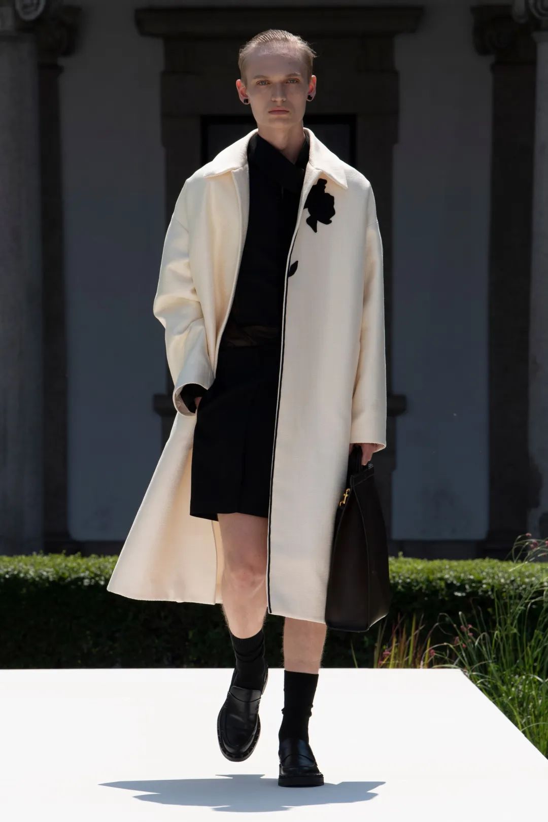 阿玛尼2024米兰春夏时装秀,2024米兰春夏时装周时间表