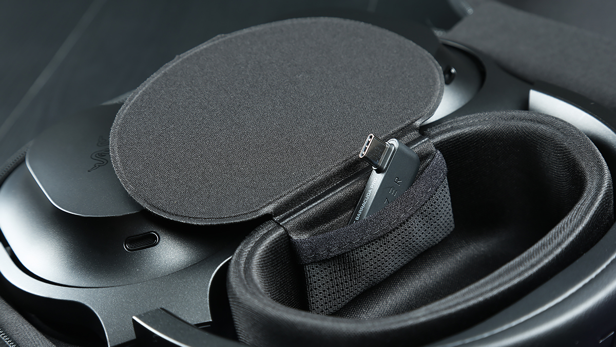 雷蛇头戴式耳机梭鱼专业版,雷蛇梭鱼耳机怎么连接电脑