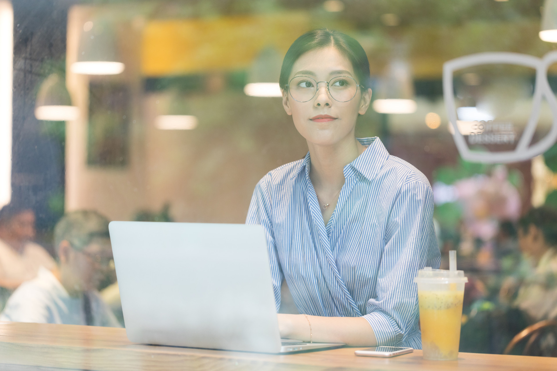 超过25岁就很难找对象了,超过32岁如何脱单