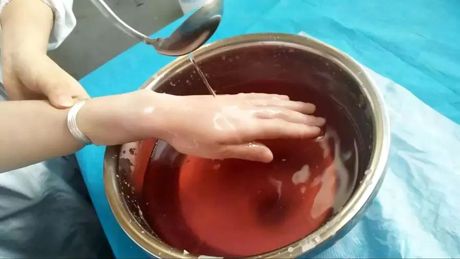 头痛膝盖内侧痛什么原因,头痛肩膀痛如何缓解