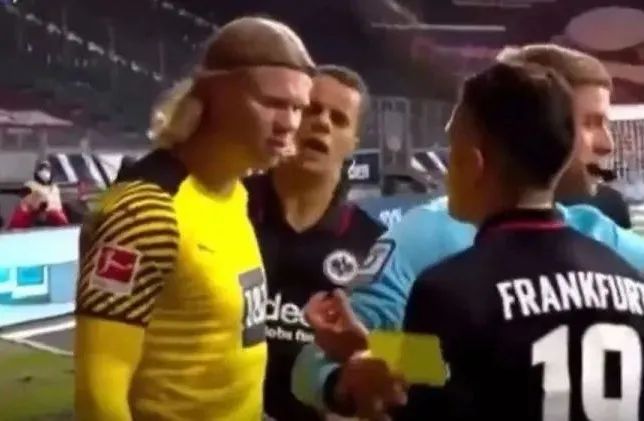 克莱汤普森复出之战库里反应,克莱复出暴扣库里