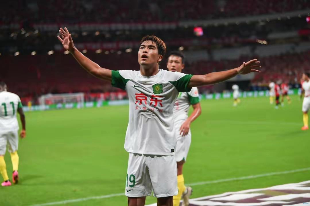 国青艾菲尔丁以冠军为目标,艾菲尔丁和何小珂谁厉害