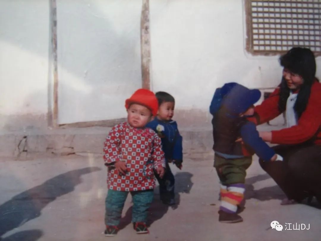 童年温馨的热炕头,童年睡炕头