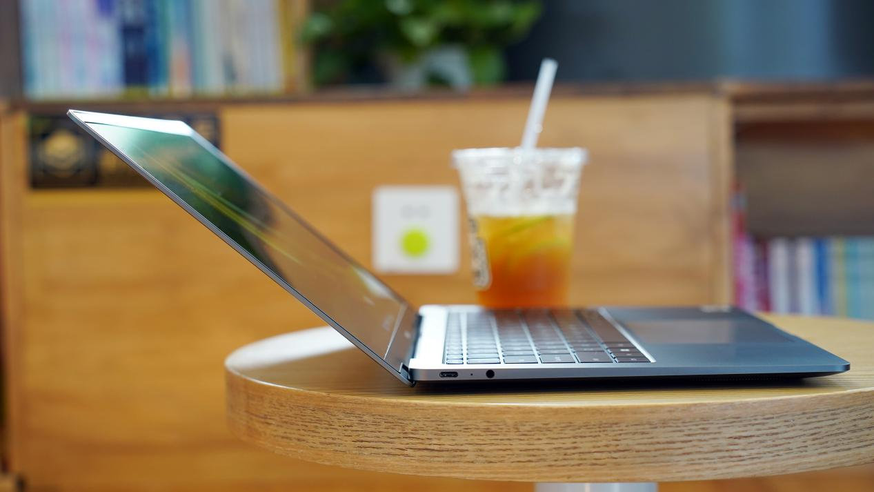 小米bookpro14锐龙版,小米bookpro14锐龙版能触屏吗