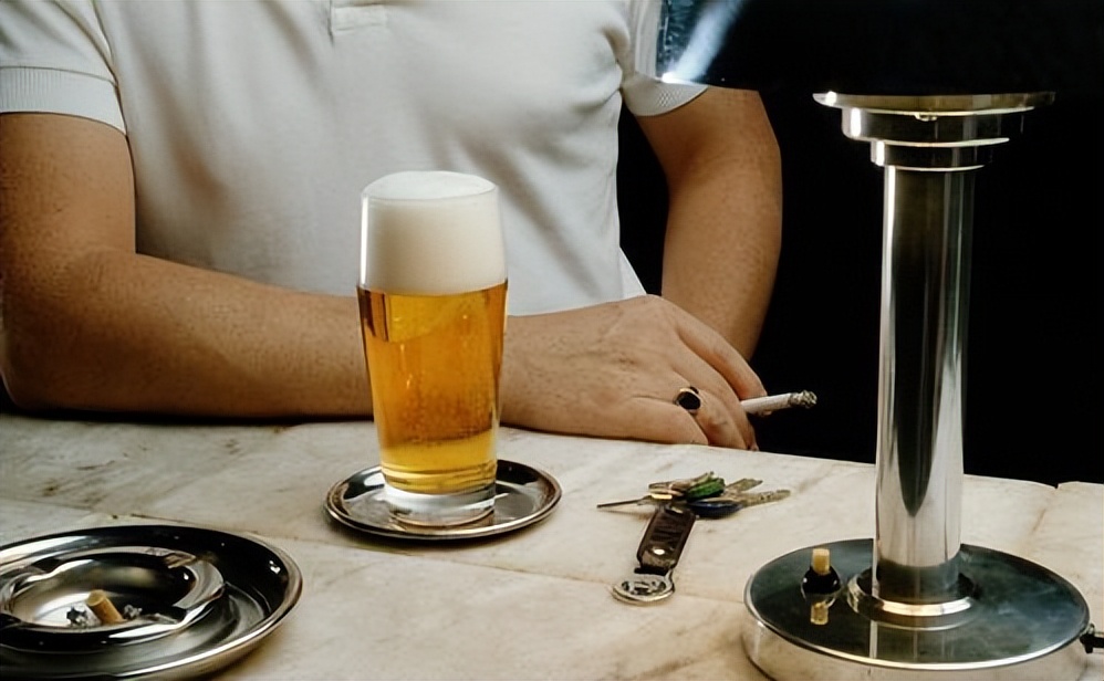 链球菌感染的患者，有发热的症状，比较常见，但多数人没有重视