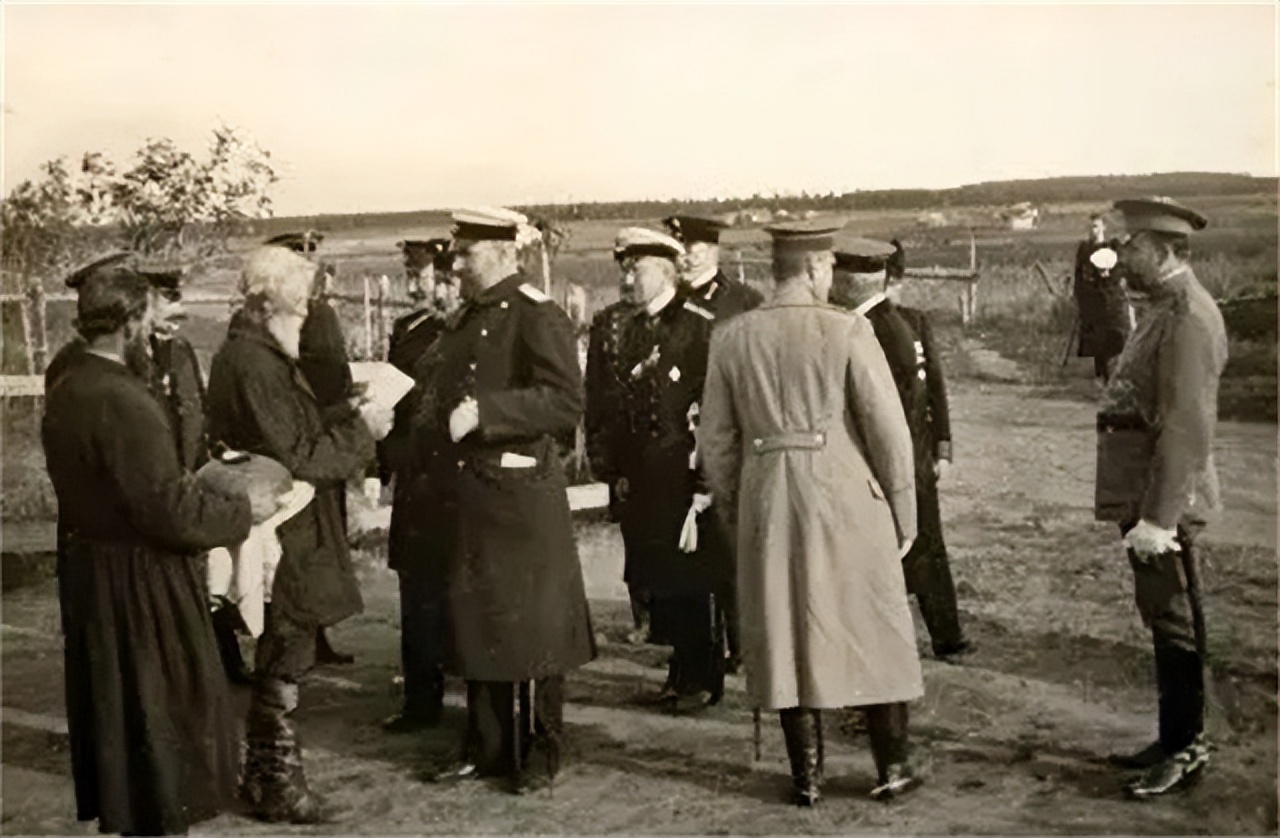 2008年俄罗斯人心中伟人的排行榜，列宁只能排第6，斯大林第3