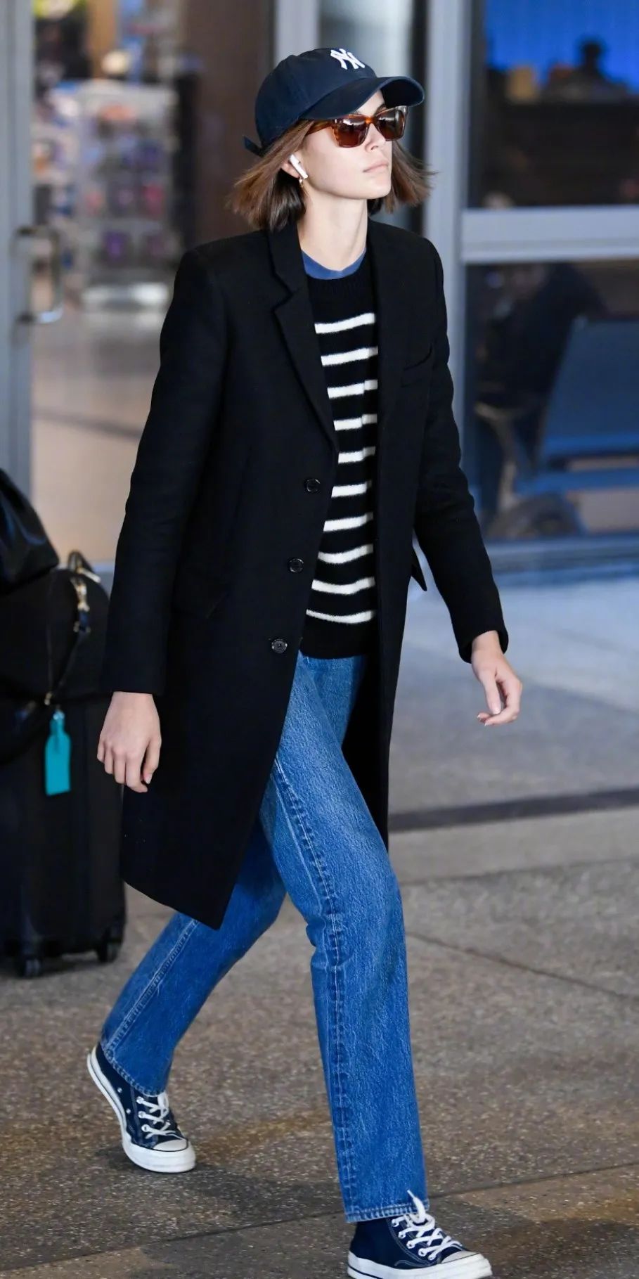 安吉丽娜朱莉大衣,安吉丽娜朱莉的冬季大衣街拍