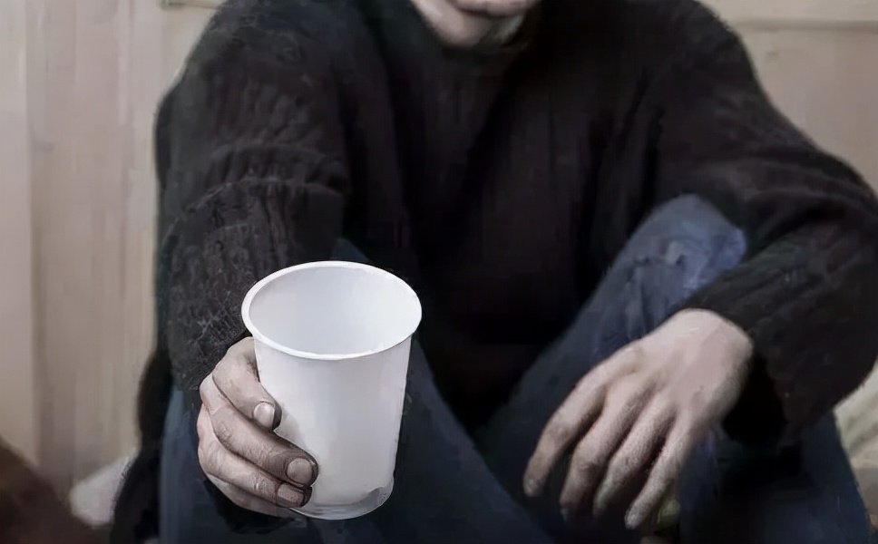 老是口干舌燥需要滋阴,总是口干身体缺水