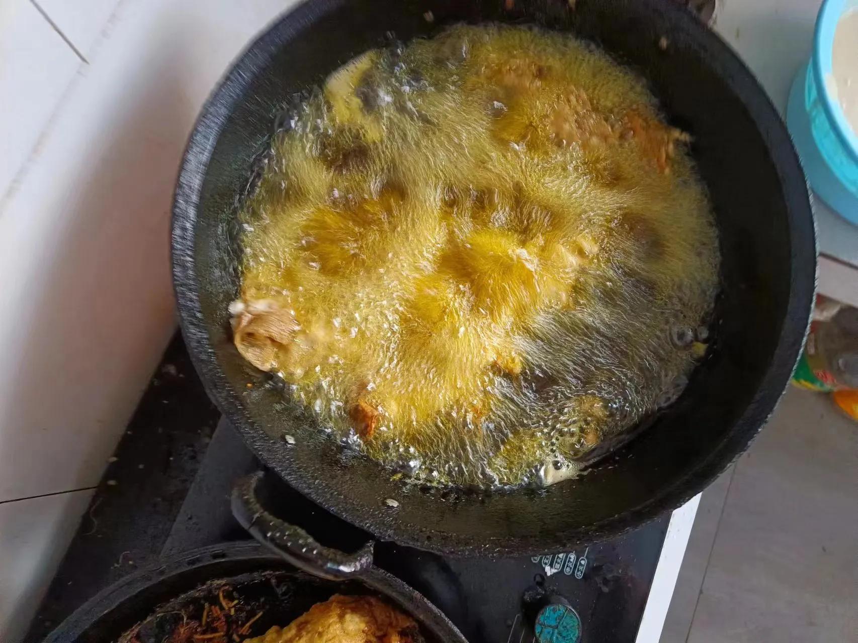 农村新春走基层,新春走基层手工挂面