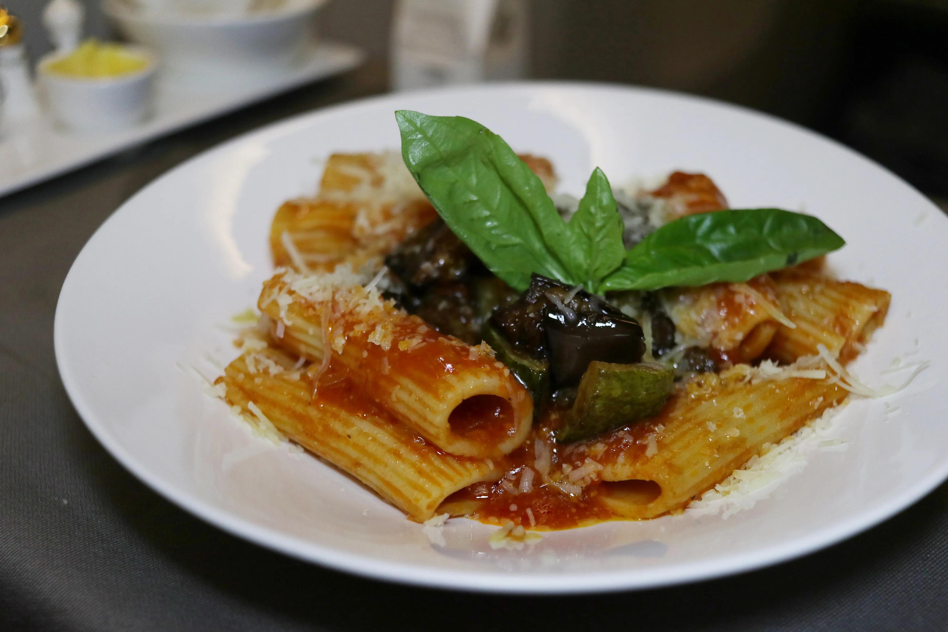 中国国际航空350商务舱体验,全球最豪华的商务舱