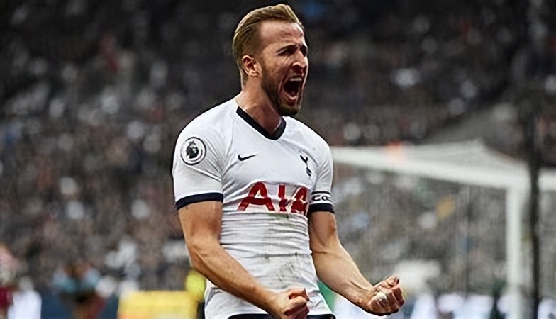 「吐槽大会」C罗离家第三话：接班梅西，复兴巴萨