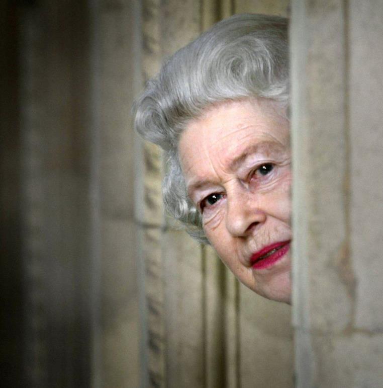 九十六张照片回顾英国女王的一生 (96张图看完英国女王的一生)