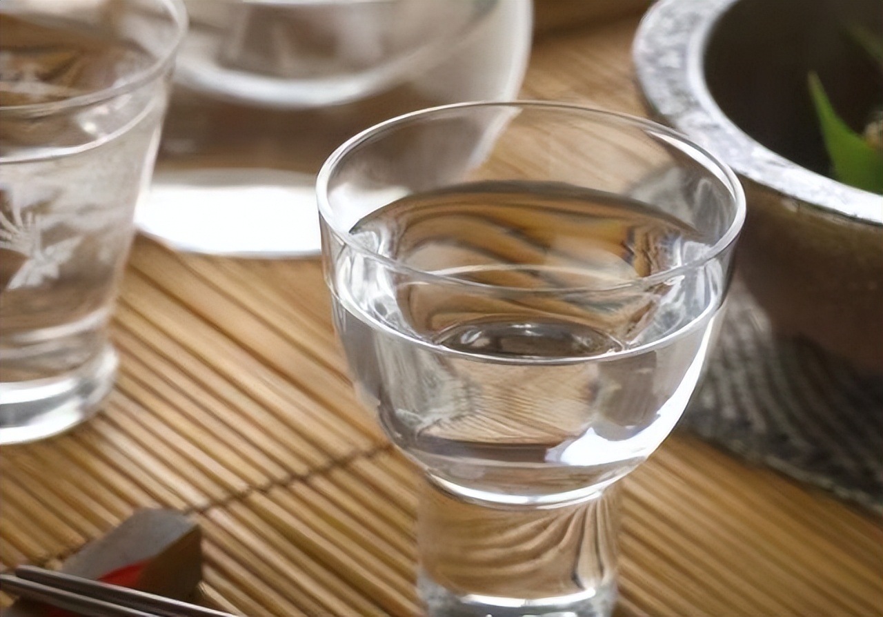 梦之蓝是不是粮食酒,梦之蓝最高档的酒