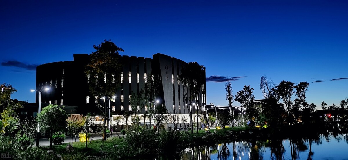 云南艺术学院要考乐理吗,云南艺术学院美术好考吗