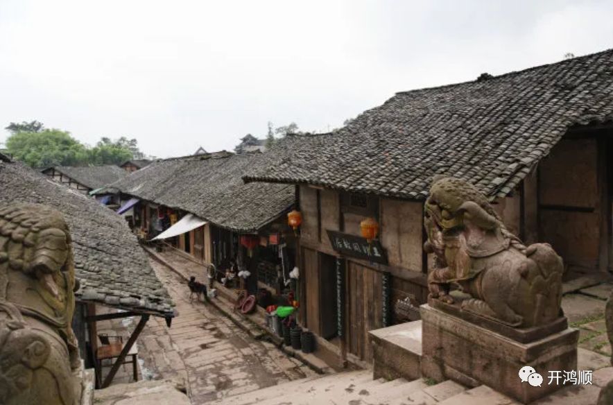 鍙ら煹瀹跺叿鏈ㄩ棬,鍙ら煹鏂颁腑寮忓ぇ鏈ㄩ棬