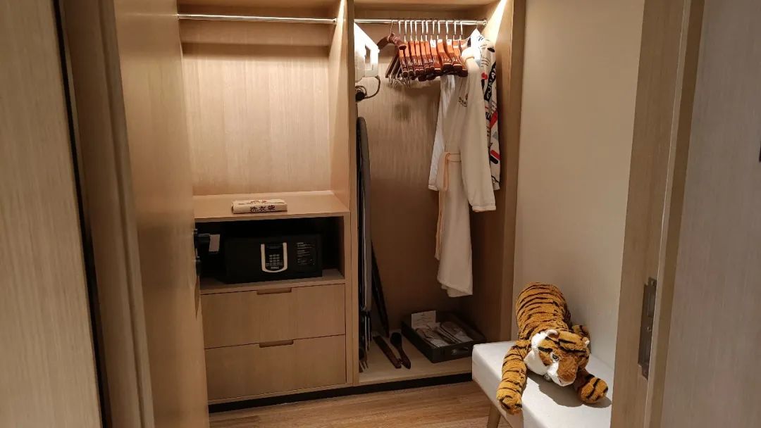 郑州站附近的酒店推荐住两晚,郑州住两晚酒店推荐