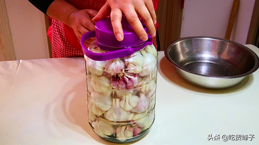 怎样腌糖蒜好吃放时间长,正宗糖蒜怎么腌放很久都没事