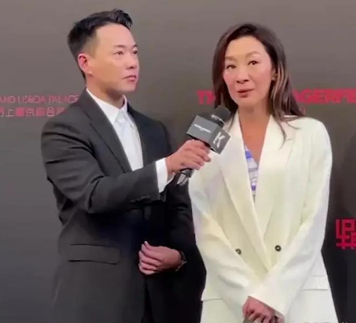 霍启山与豪门公子,霍震霆豪门