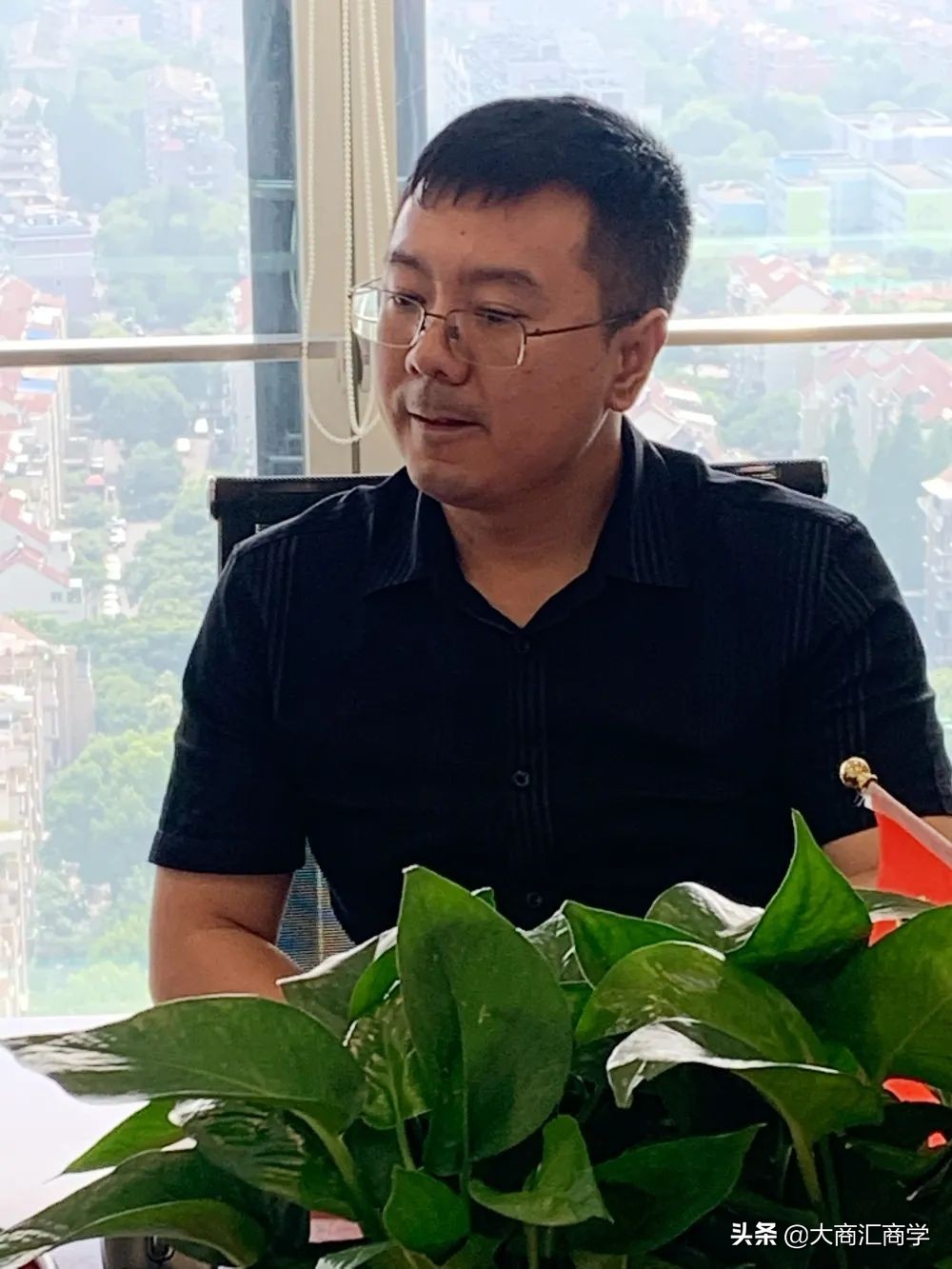 企业加速｜产业100加速器—大商汇教育集团走访纳宇电气