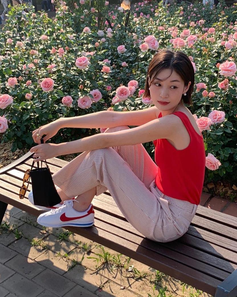 时尚博主的19件夏季日常穿搭look,这位博主的减龄穿搭值得学习