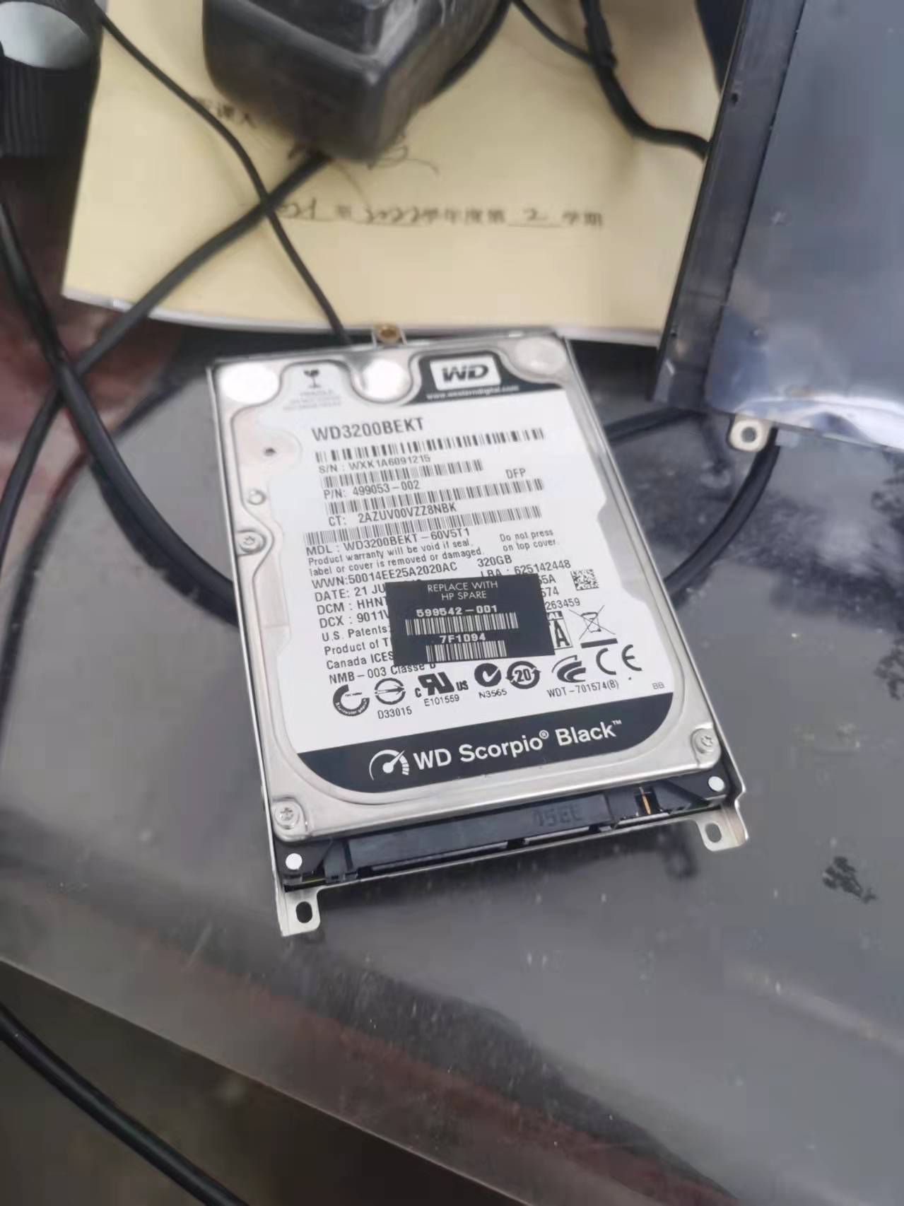 hp1000笔记本换固态,hp15-d101tx换固态