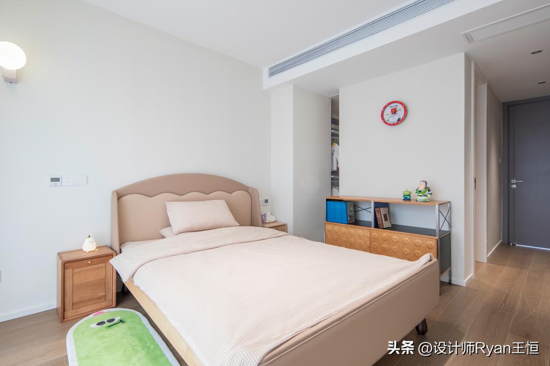 230㎡高质量亲子宅：拆掉一间房，打造超大陪伴式亲子空间