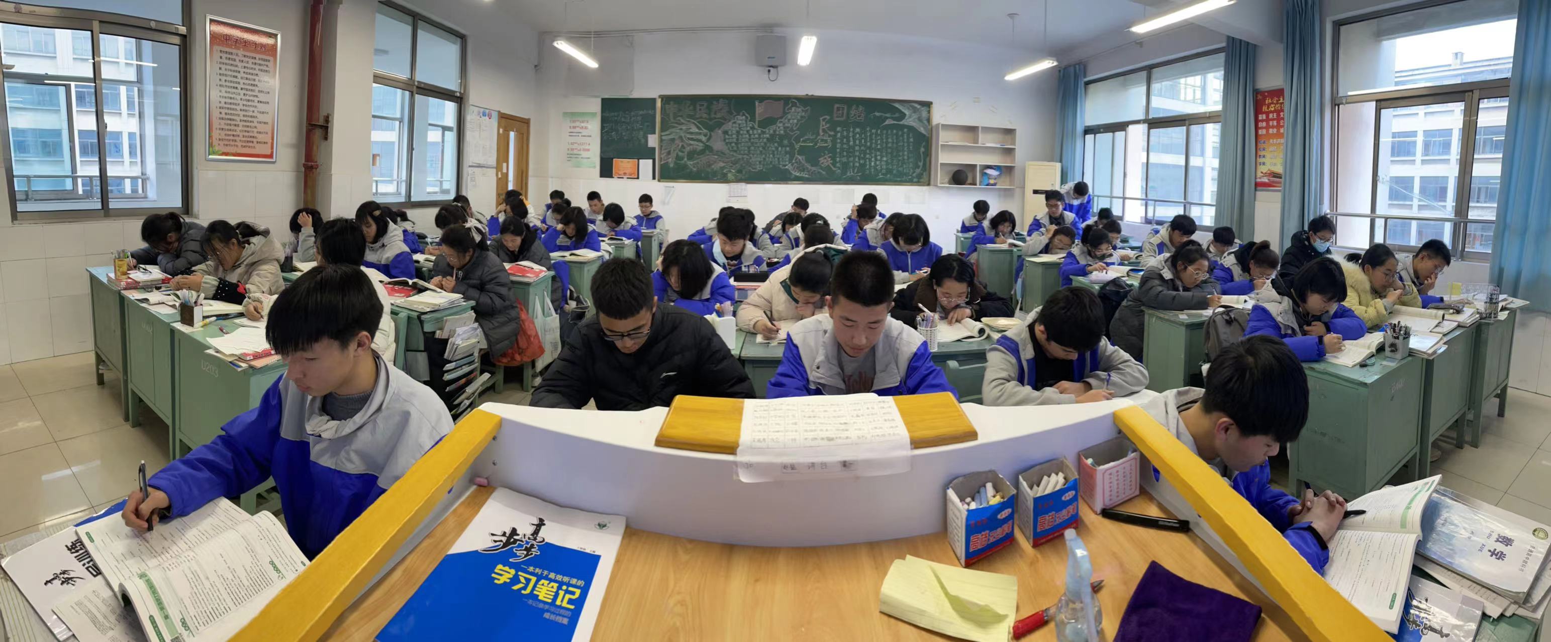 开学第99天：信息通用加物理热门话题巧翻译