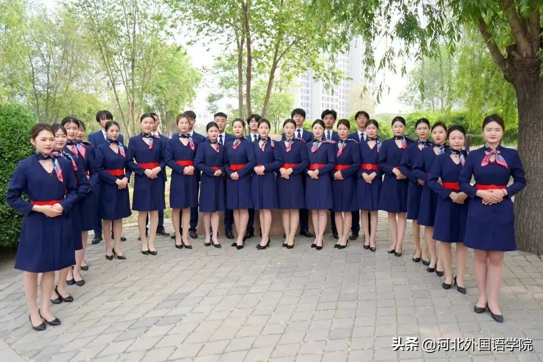 在河北外国语学院读中专的优势,中专接本科河北外国语学院