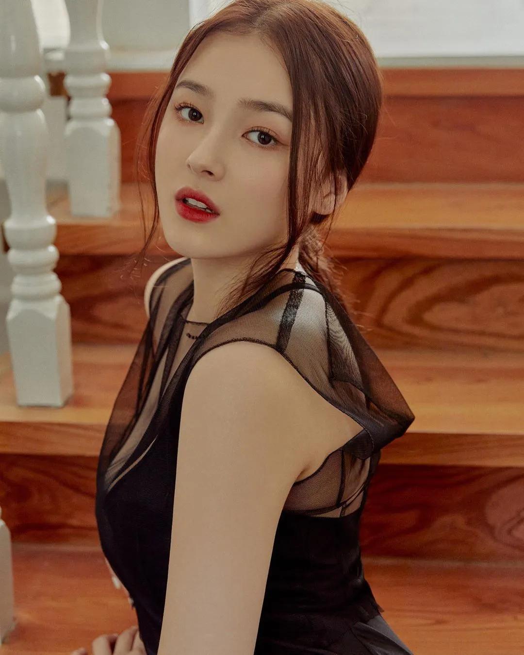 韩国爱豆被偷拍,韩国爱豆被曝出入非法娱乐场所