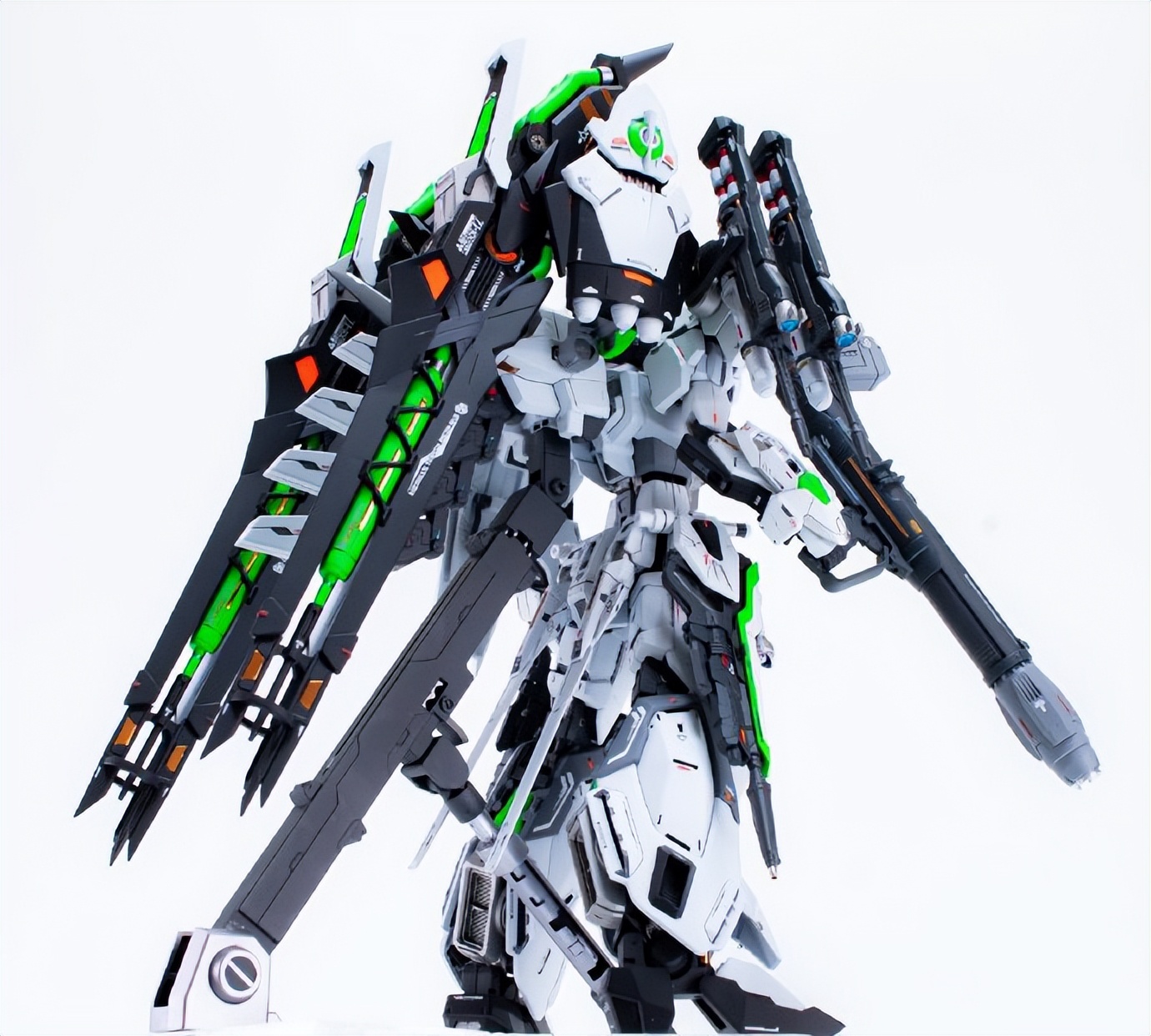 脉冲高达和强袭高达模型,脉冲高达各种形态模型