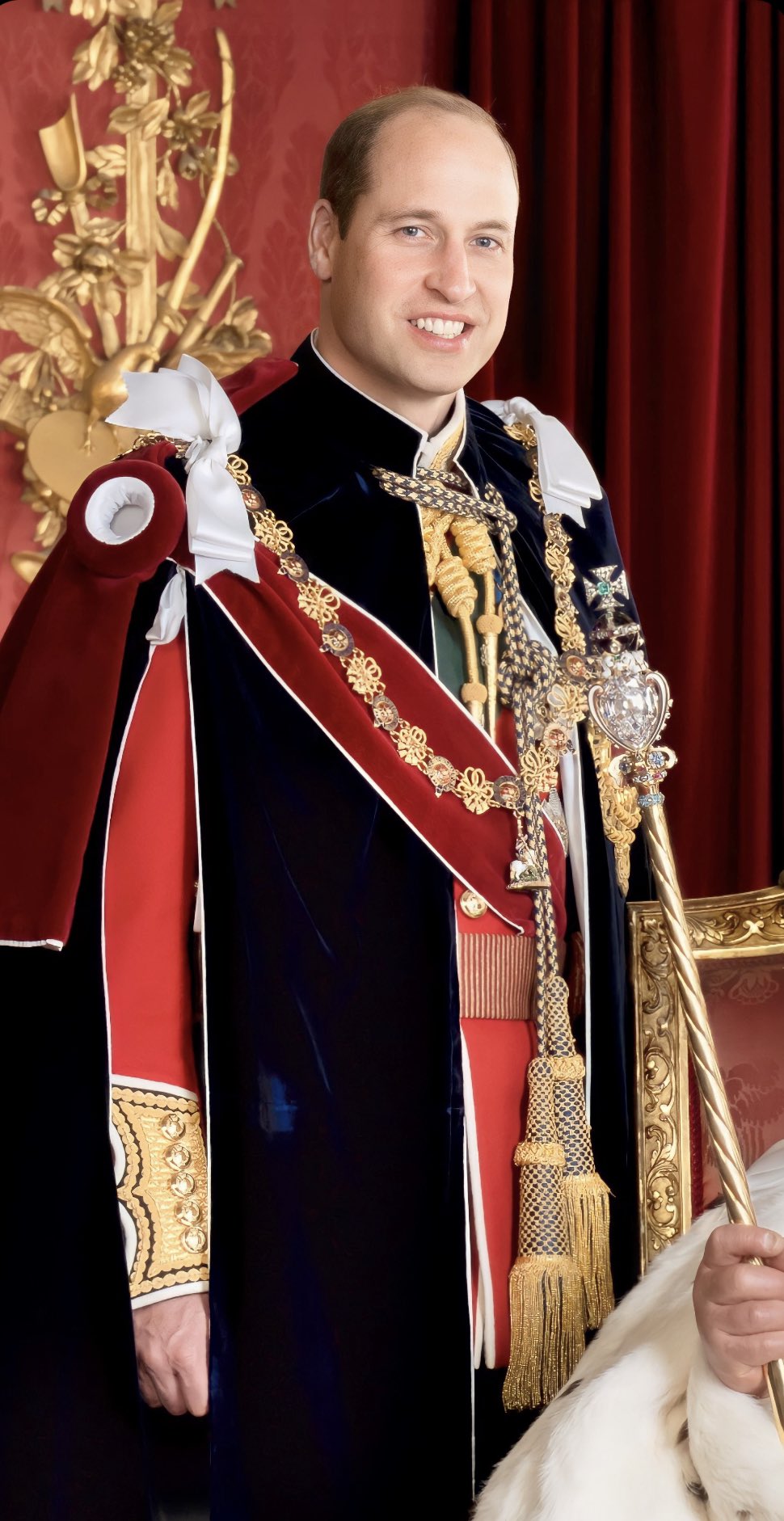 乔治王子加冕图片,加冕仪式上的乔治王子